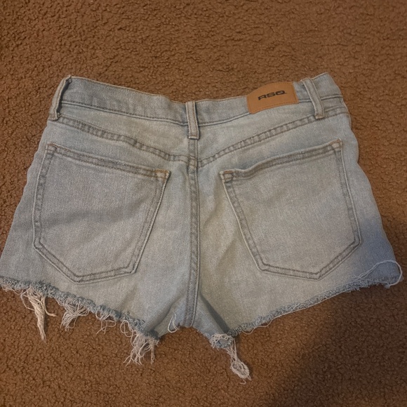 Vintage High Rise RSQ Shorts - Picture 3 of 3